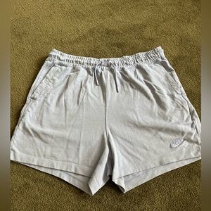 PURPLE Nike cotton mid length short. Women’s M